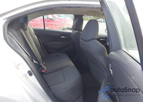 2021 Toyota Corolla Le z USA, uszkodzony, nr VIN 5YFEPMAE1MP166509